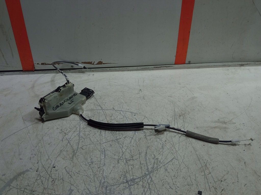 фото №1, Opel grandland x замок двері лівих лівий задня 16943123