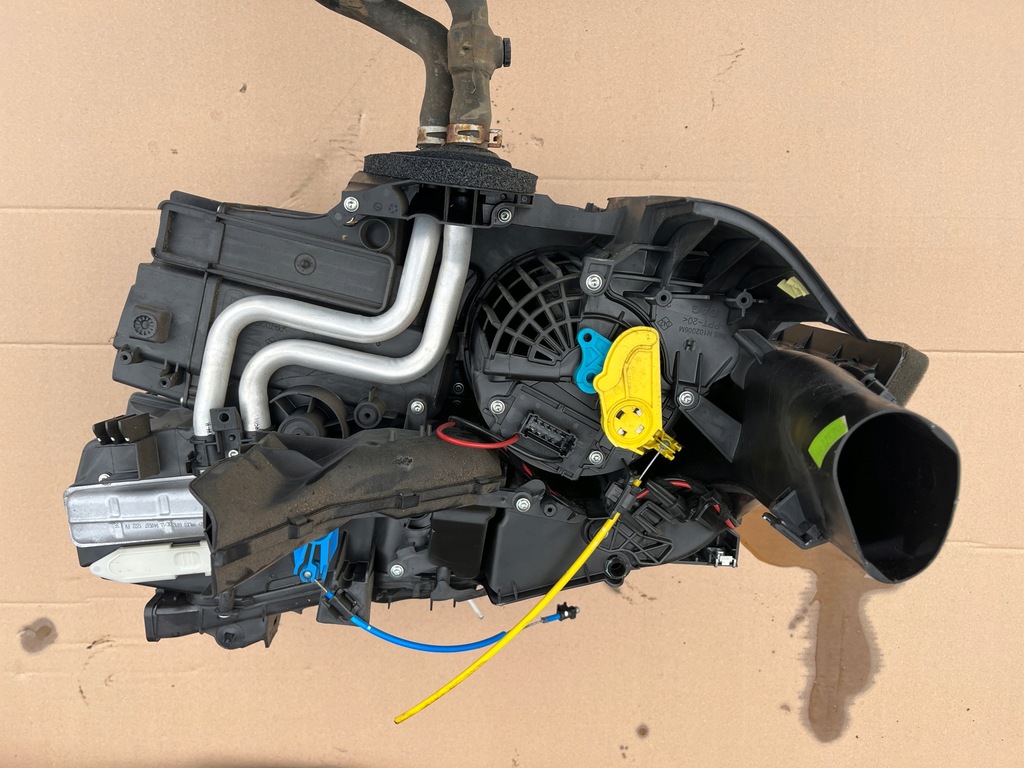 фото №2, Отопитель воздуходувка renault clio iii 2005-2012 8200784933