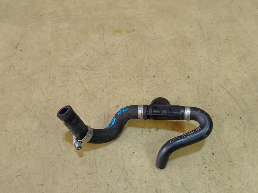 фото №1, Audi a3 8p 2.0 fsi wąż wody клапан 06f133241c