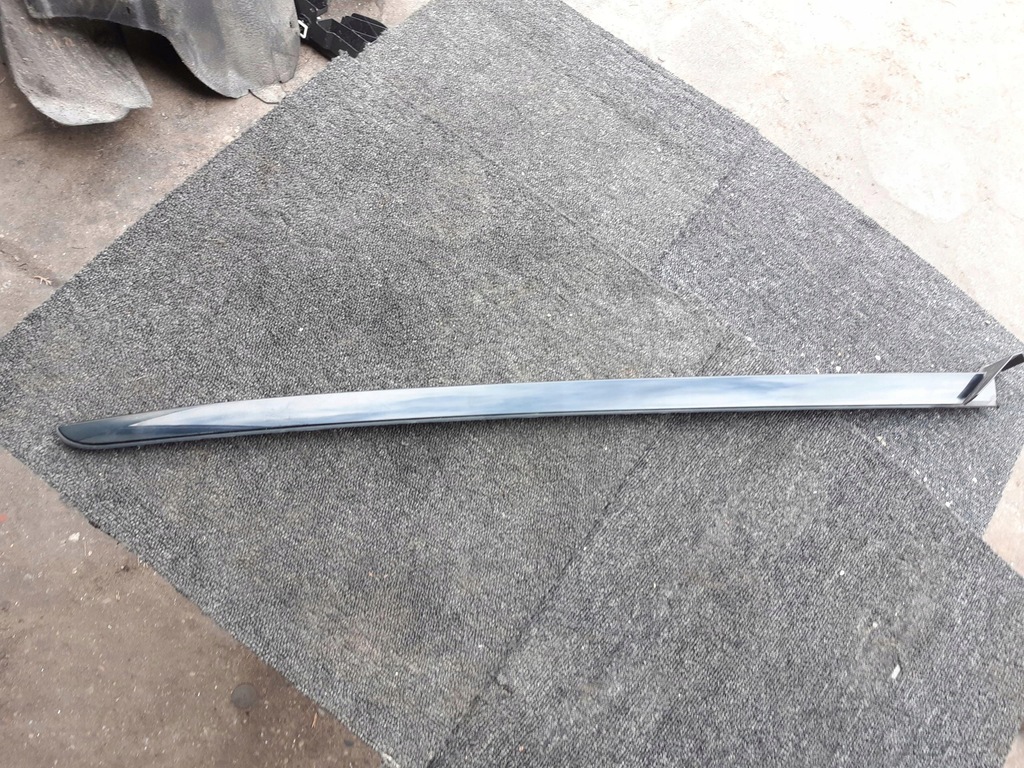 фото №7, Молдинг скло лобове права peugeot 5008 ii