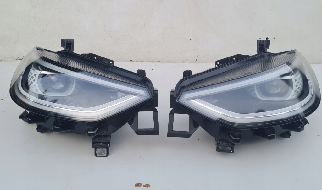 фото №1, Лампа full led левая правая перед комплект vw id3 id.3 idealne