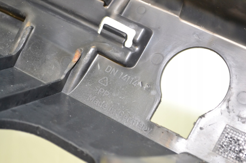 Купить Направляющая кронштейн бампера задняя vw crafter sprinter dn14114