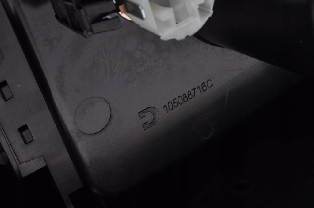 фото №7, Maserati quattroporte vi тунель середній підлокітник 105088372c