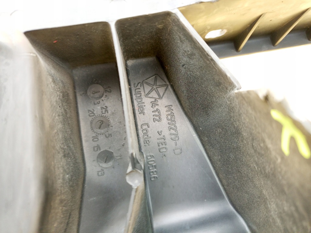 Jeep grand cherokee wk2 воздуховод впуск воздуха m159279-d с Разборки