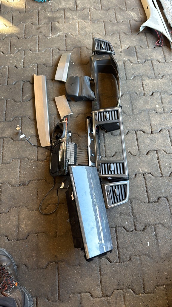 фото №1, Dekor vw t6 multivan