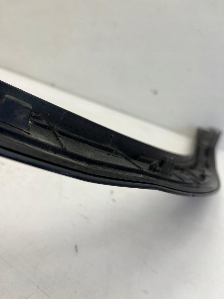 фото №10, Audi q5 80a ліва молдинг крила заднього задня 80a853817a