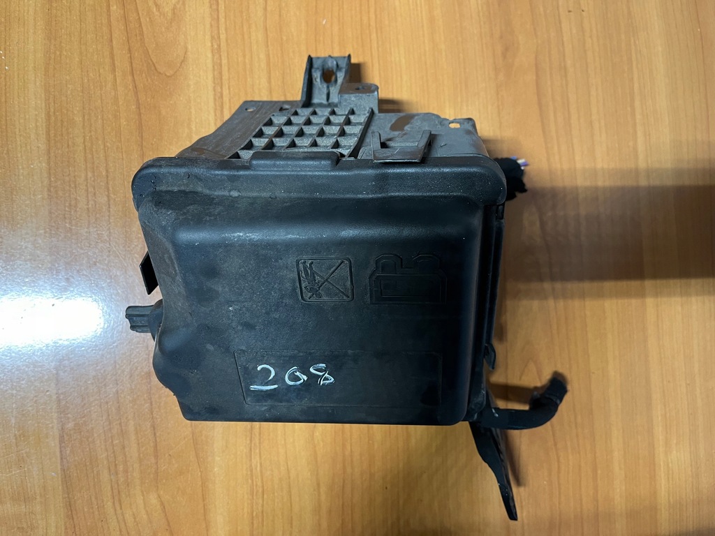 фото №5, Коробка запобіжників peugeot 208 2012- 1,2 ben.