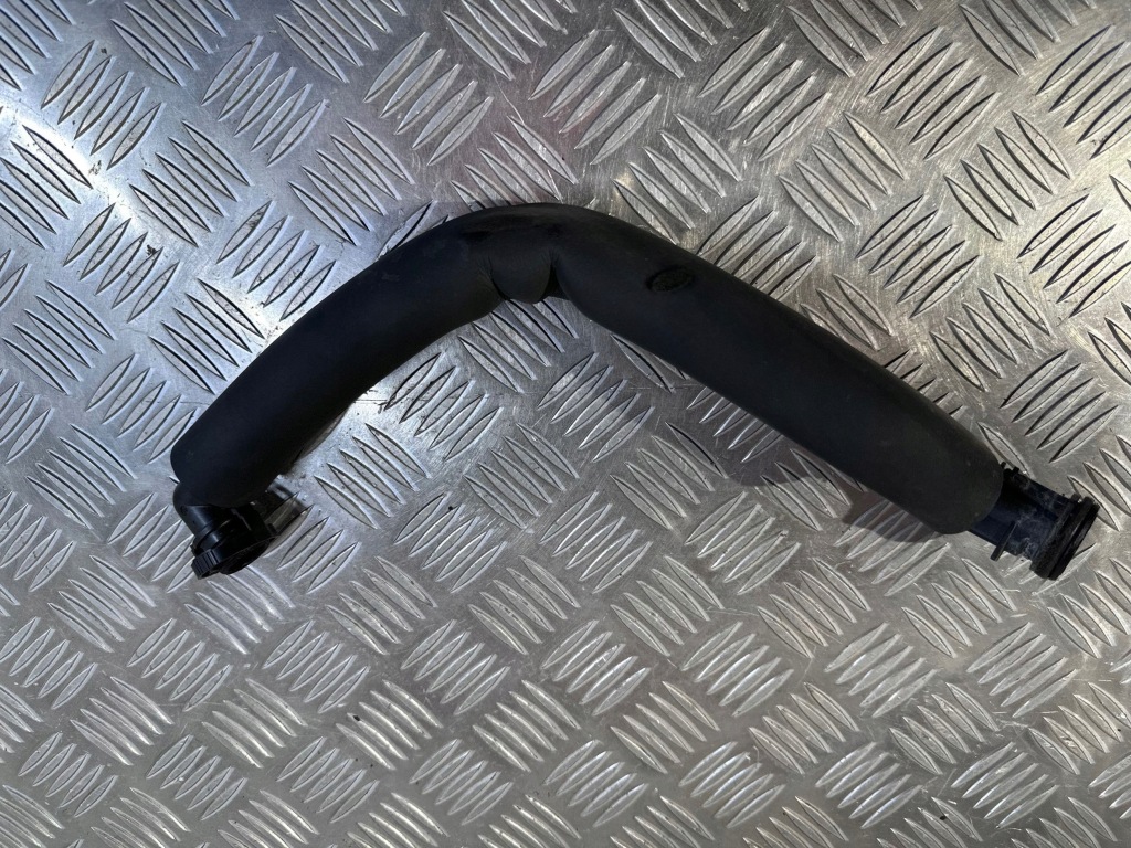 Bmw f30 330e шланг вентиляционный вентиляция картера 7623745 Цена