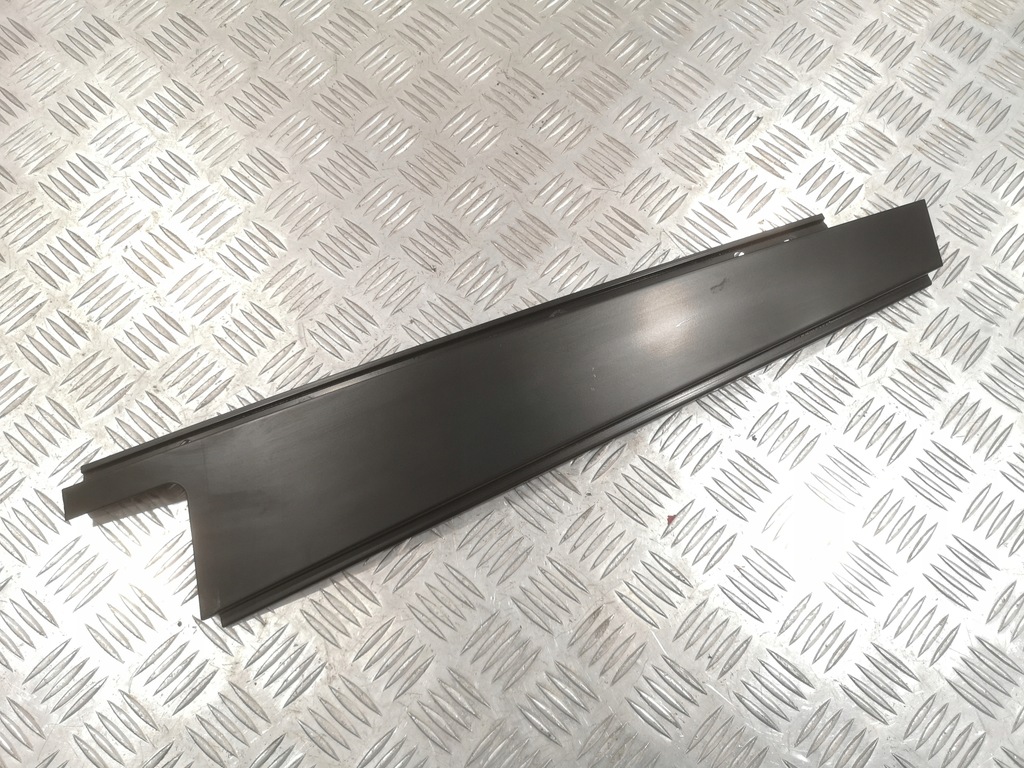 фото №1, Молдинг блок двигателя дверь правый задняя bmw x5 e70 mat