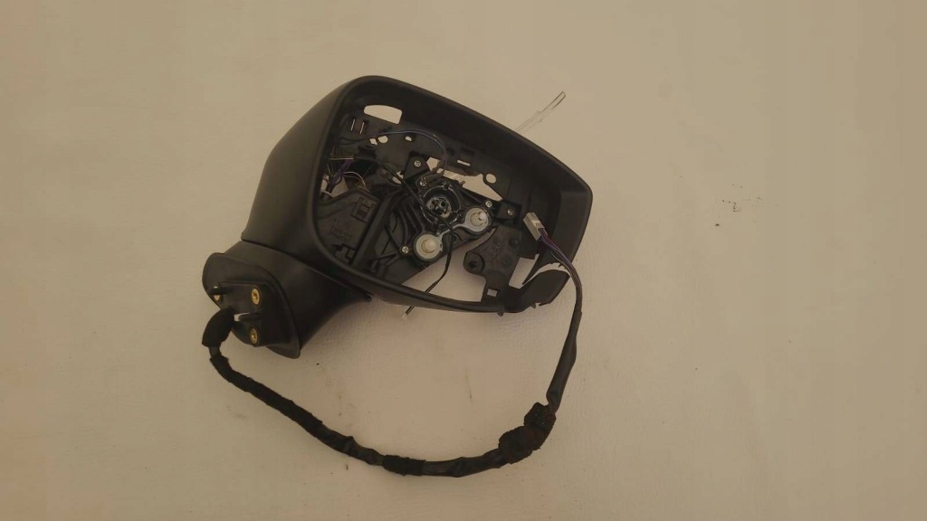 Купить Mazda cx5 зеркало правое kb8m69120