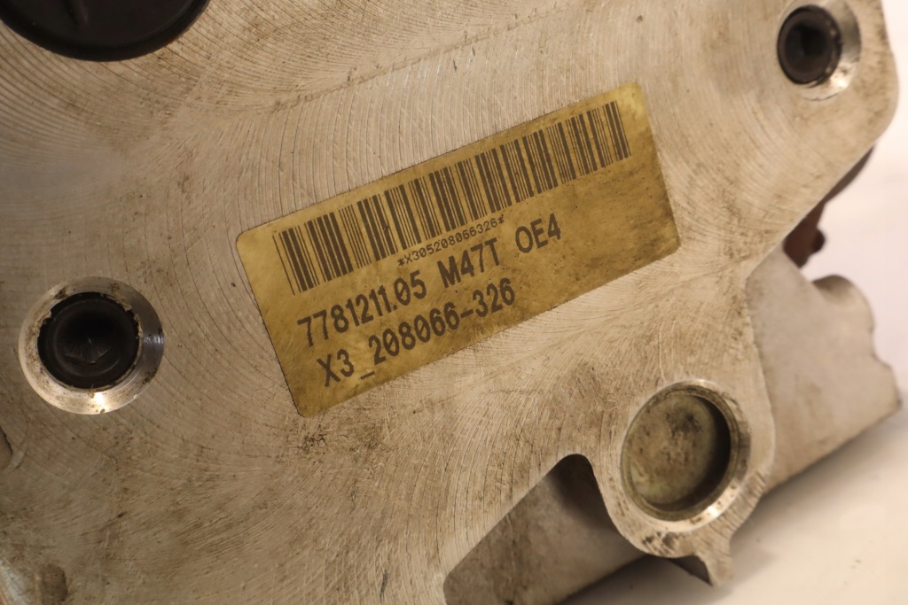 Головка двигуна bmw 5 520d e60 2.0d 7781211.05 Зі Шроту