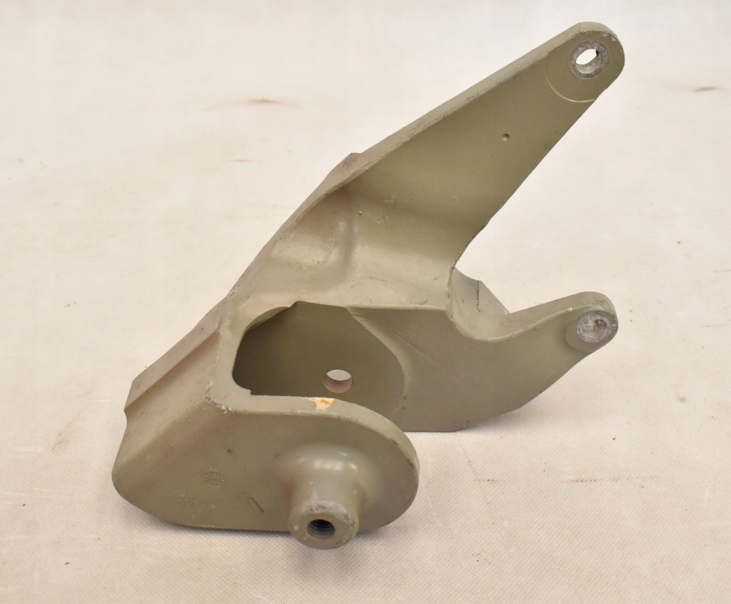 фото №1, Tesla model s lift кронштейн кронштейн двигателя правый fr