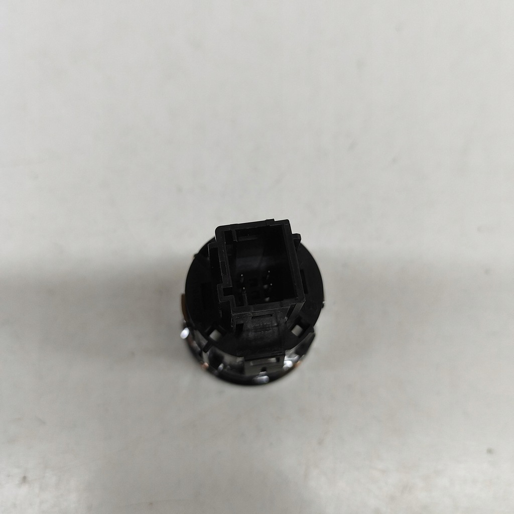 фото №6, Peugeot 2008 ii 2023 кнопка зажигания запуск / стоп