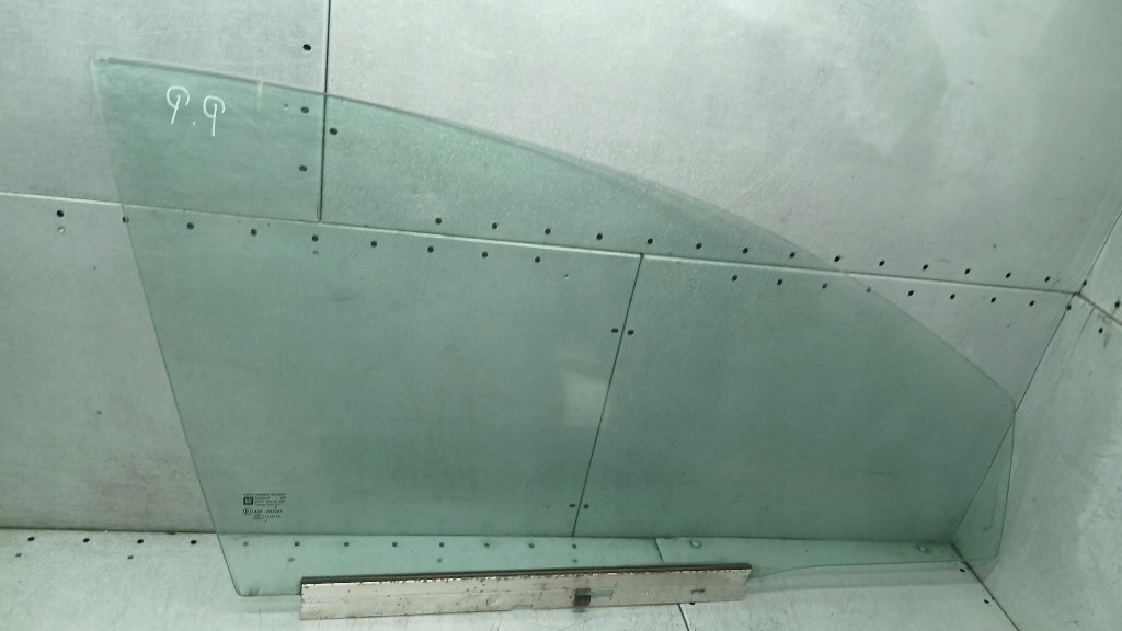 фото №1, Скло права перед opel vectra 1.9cdti kombi 05-09r