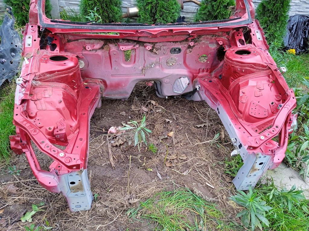 фото №1, Toyota corolla e21 чверть права лонжерон 2019 20