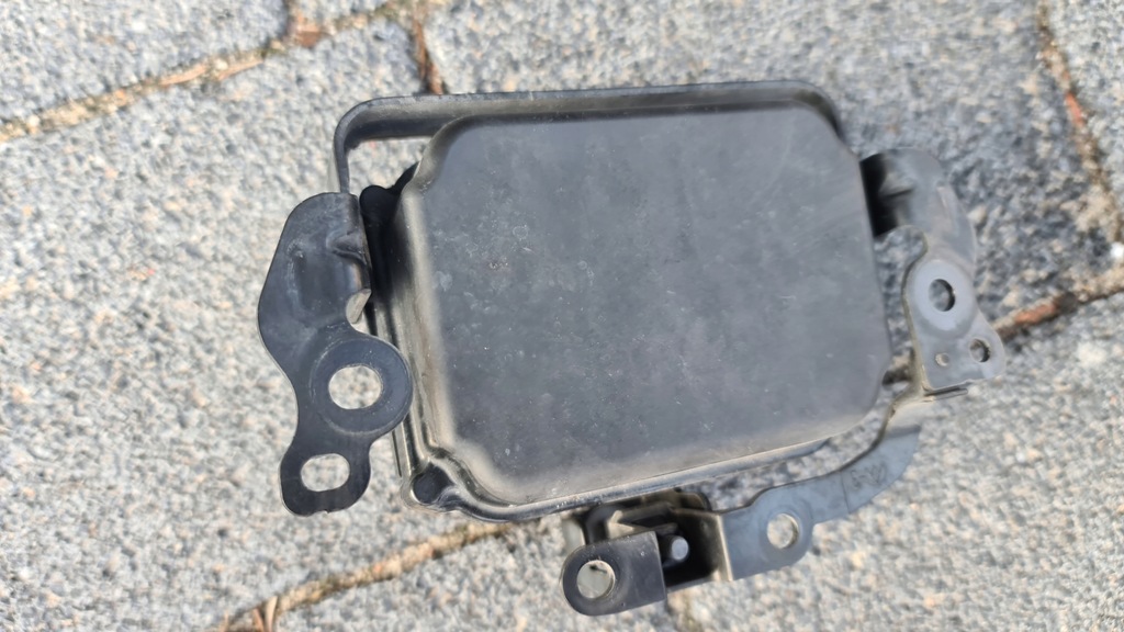 фото №1, Lexus rx ux радар кронштейн 88210-47080 значок logo