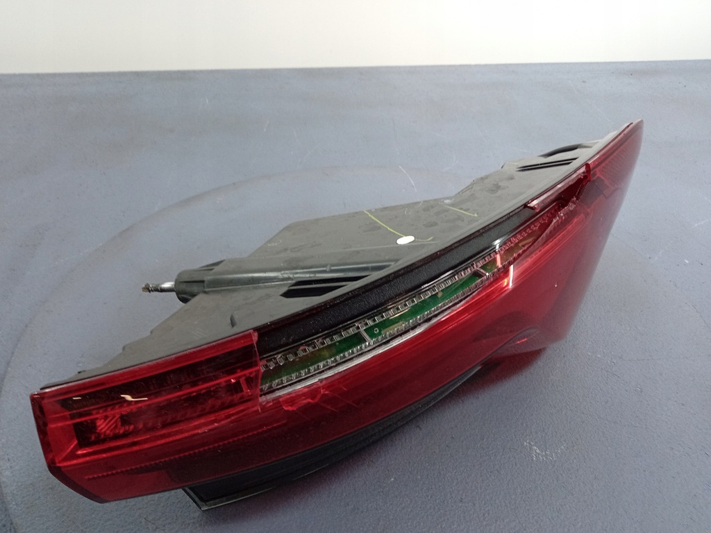 фото №7, Bmw x4 g02 lci лампа задня ліва зовнішня 7409395