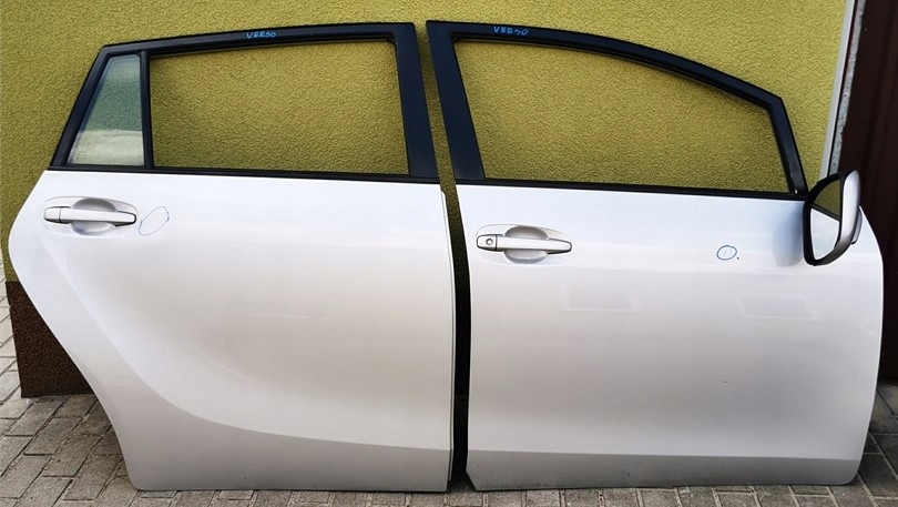 фото №1, Toyota corolla verso lift 09-12 двері праве перед