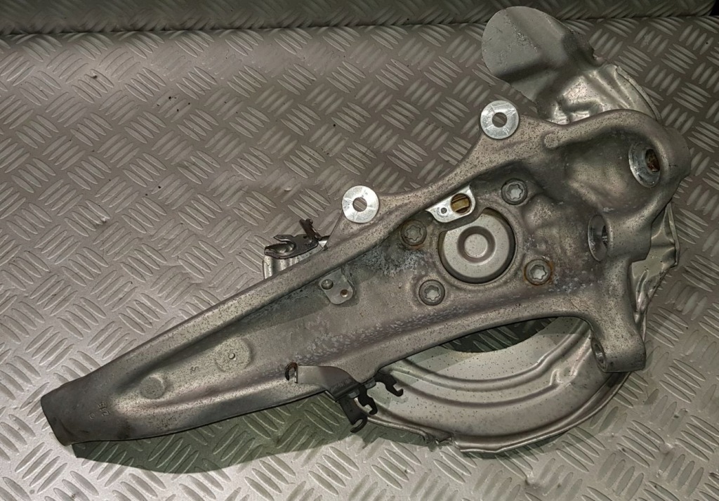 Bmw 7 g11 g12 2wd поворотный кулак правая перед 6884378 ступица колеса подшипник 6861139 Цена