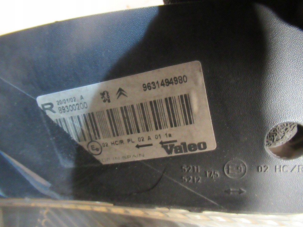 фото №8, Лампа перед правая 9631484980 citroen xsara picasso