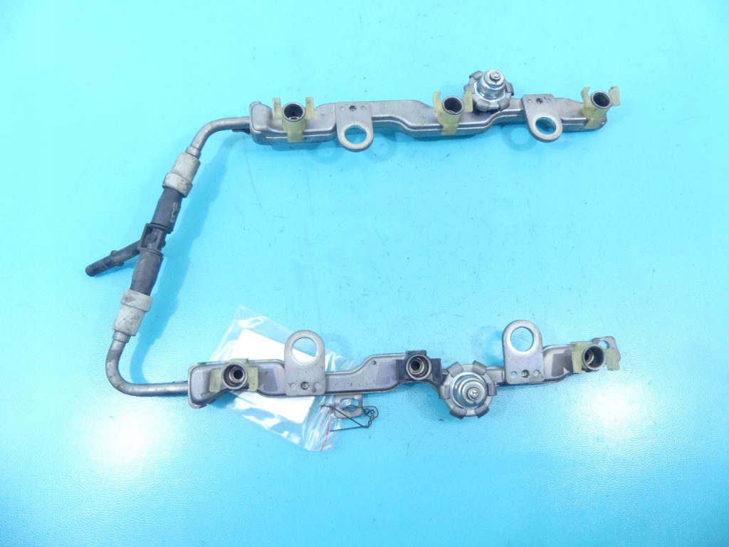 фото №1, Молдинг впрыскная lexus gs iii 05-12 3.5b 450h