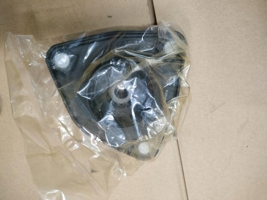 фото №1, Верхній кронштейн амортизатора перед hyundai ix35 sportage iii новий оригінальний номер