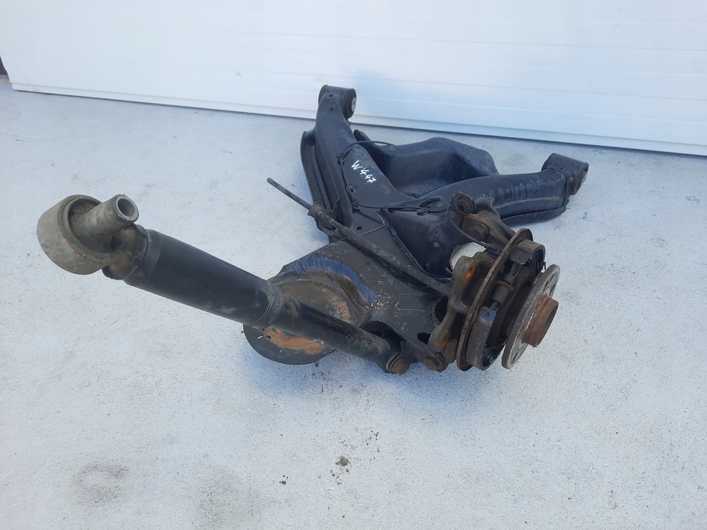 фото №1, Поворотний кулак ступиця важіль правий задня задній vito w447