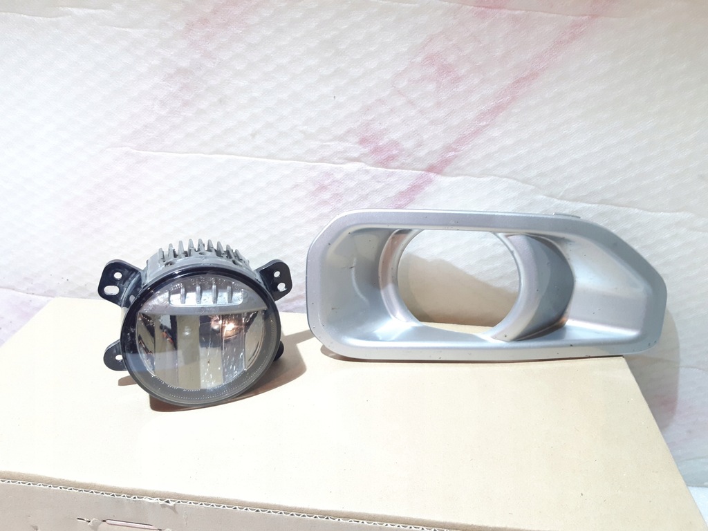 фото №11, Jeep wrangler jl противотуманная фара правый org