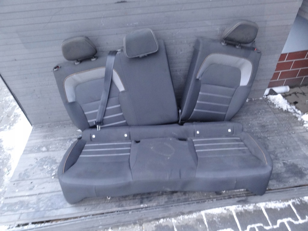 фото №1, Dacia sandero stepway iii 2022 заднє сидіння задня оригінал жовта нитка