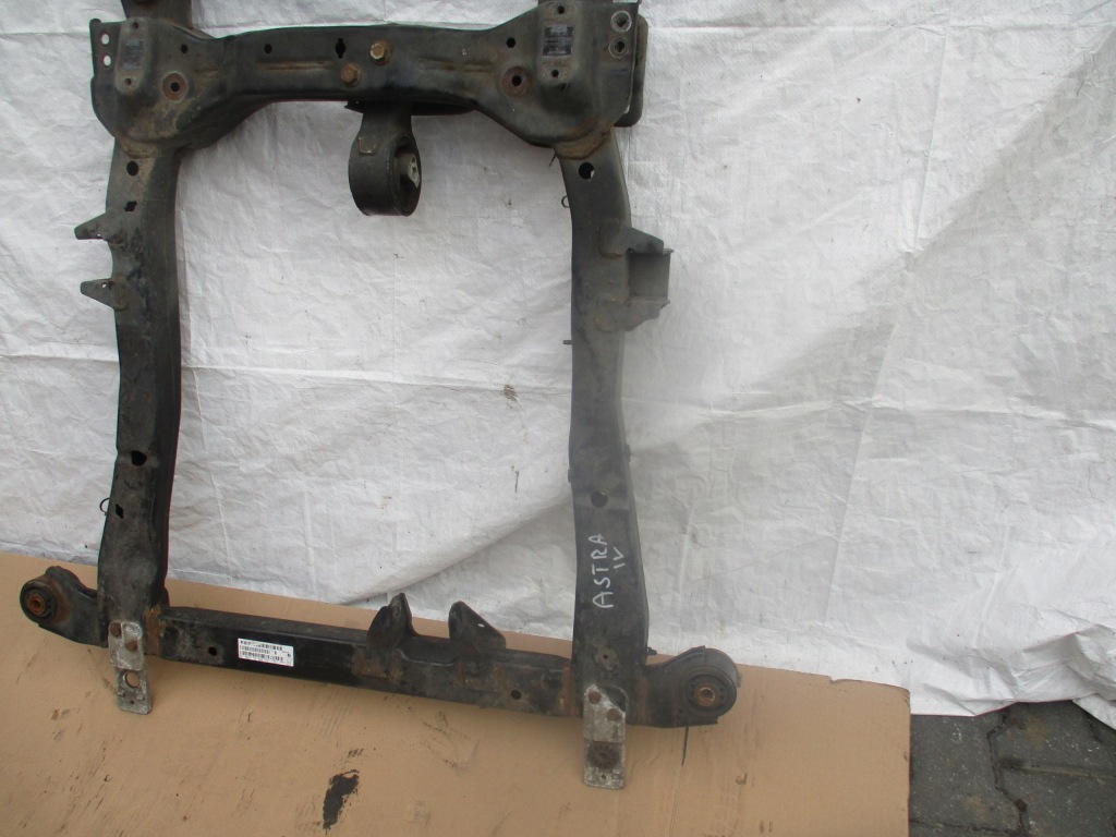 фото №3, Opel astra j поперечина підрамник підвіска перед