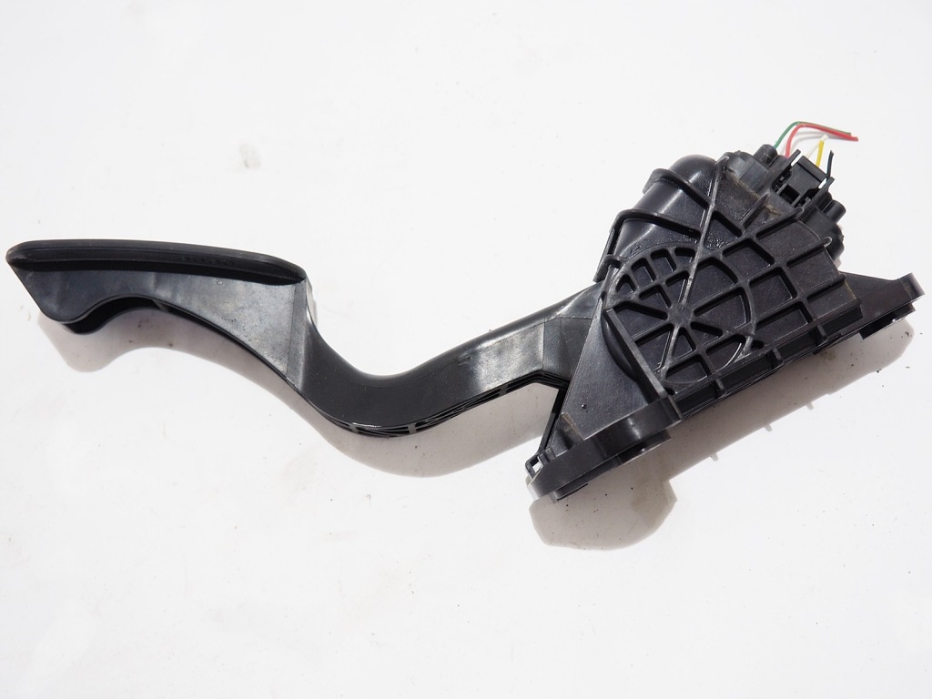 Купити Toyota prius ii педаль модуль газу 7812047050 європа