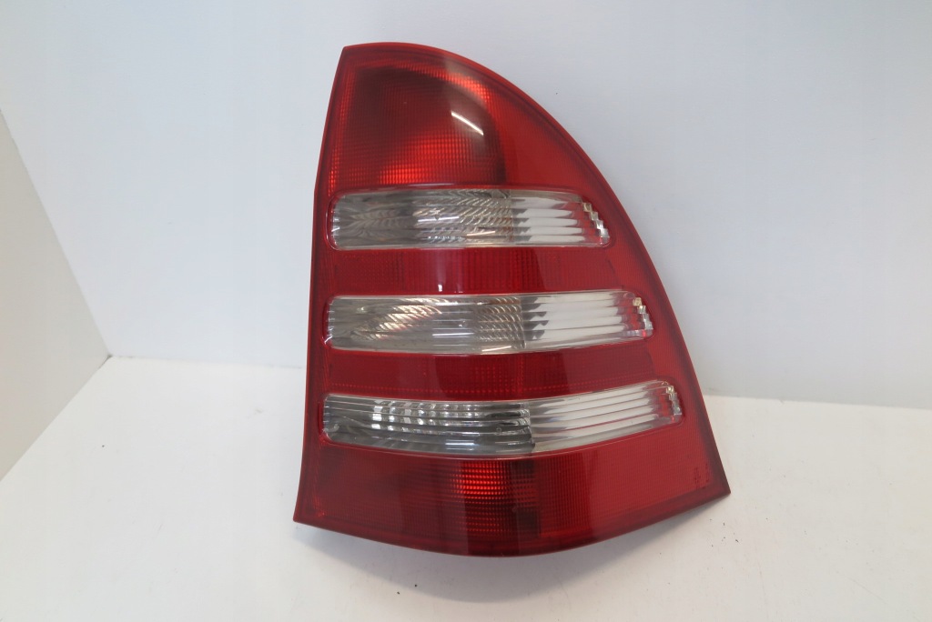 фото №1, Лампа задня задня права mercedes benz w203 kombi a2038201264