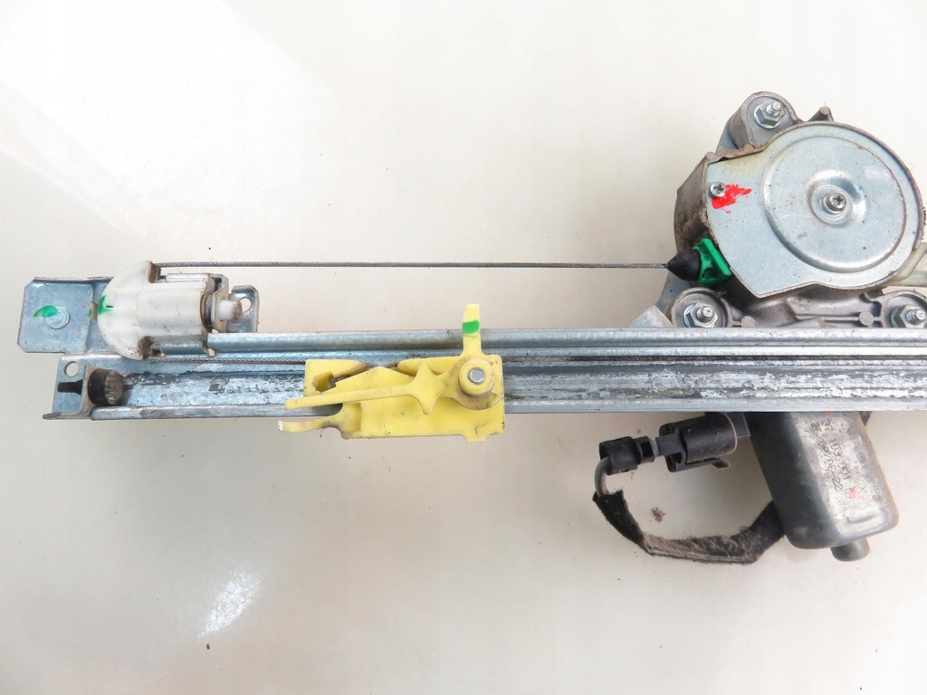 фото №7, Підйомник скло лівий передній opel vivaro a 37103001