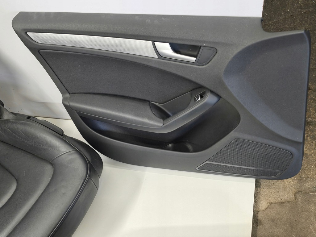 фото №16, Audi a4 b8 kombi 12r сиденья заднее сиденье обшивки