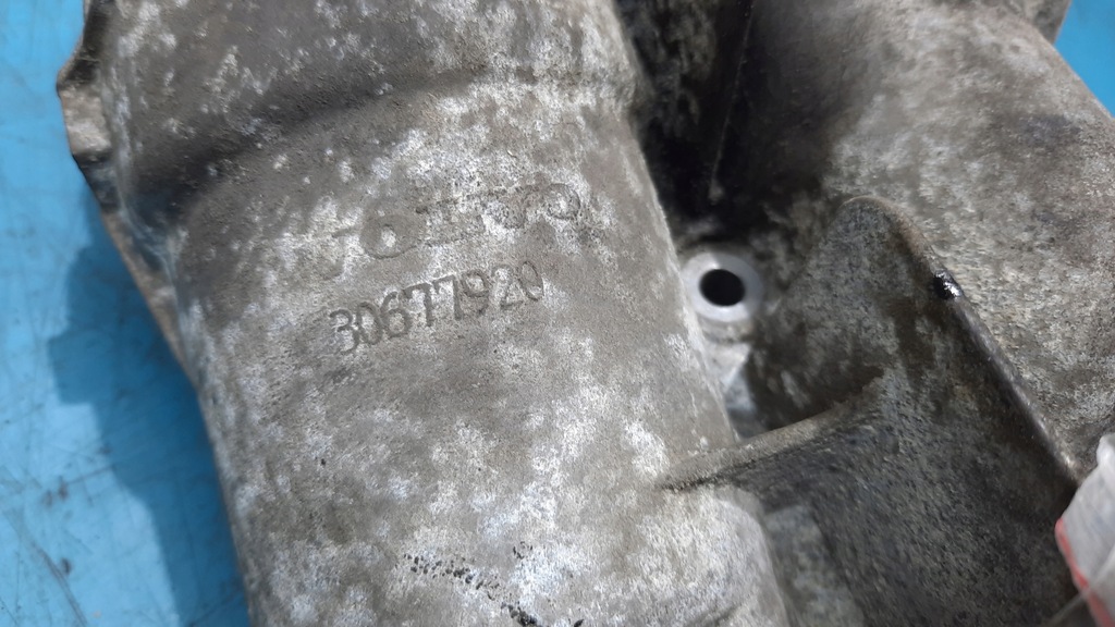 фото №4, Корпус фільтра оливи volvo 30677920 6740273266