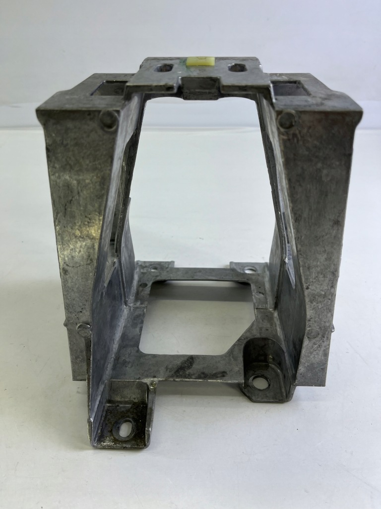 Bmw f39 f45 f46 f48 кронштейн кронштейн подлокотник 1269312 оригинал . в Украине