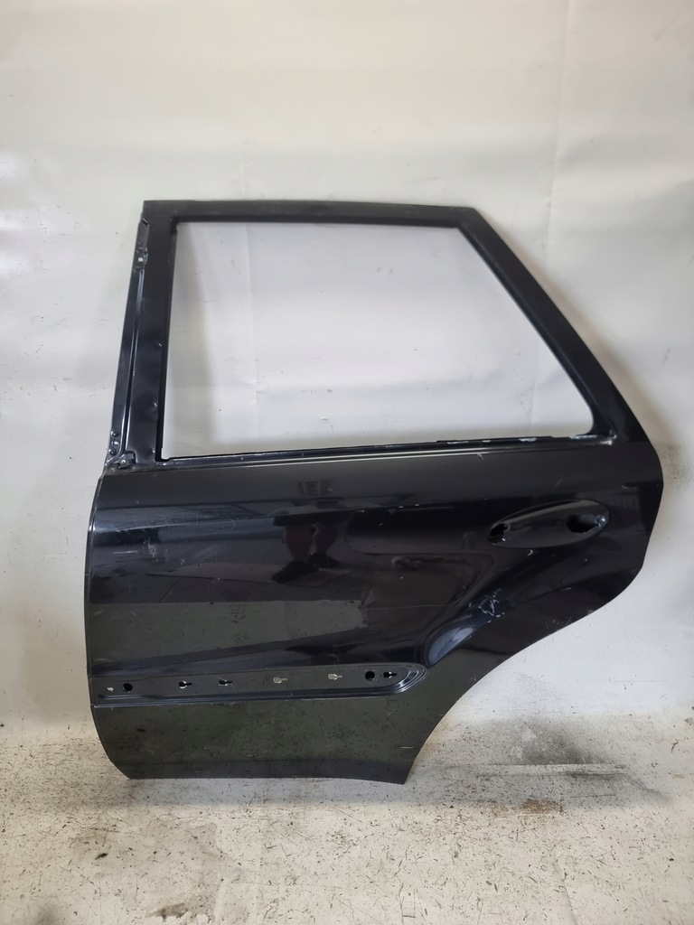 фото №1, Mercedes ml w164 дверь задние левая