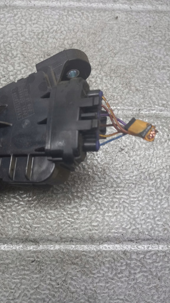 фото №4, Потенціометр газу mazda 5 06r 2.0crd