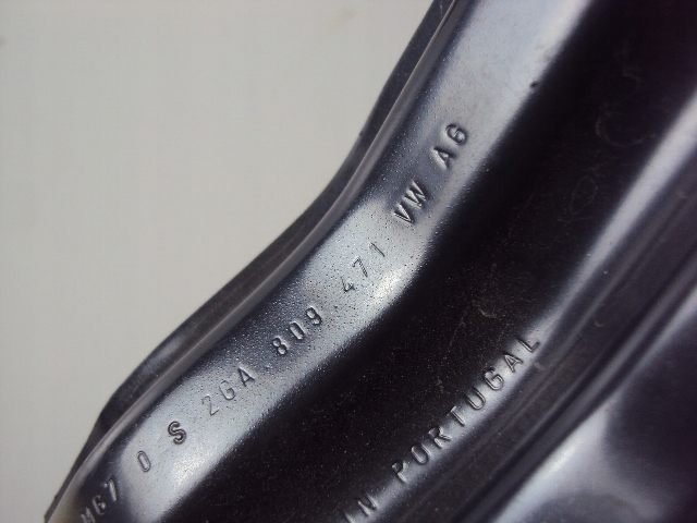 фото №3, Кріплення крила правого vw t-roc 1.5 tsi 20 r