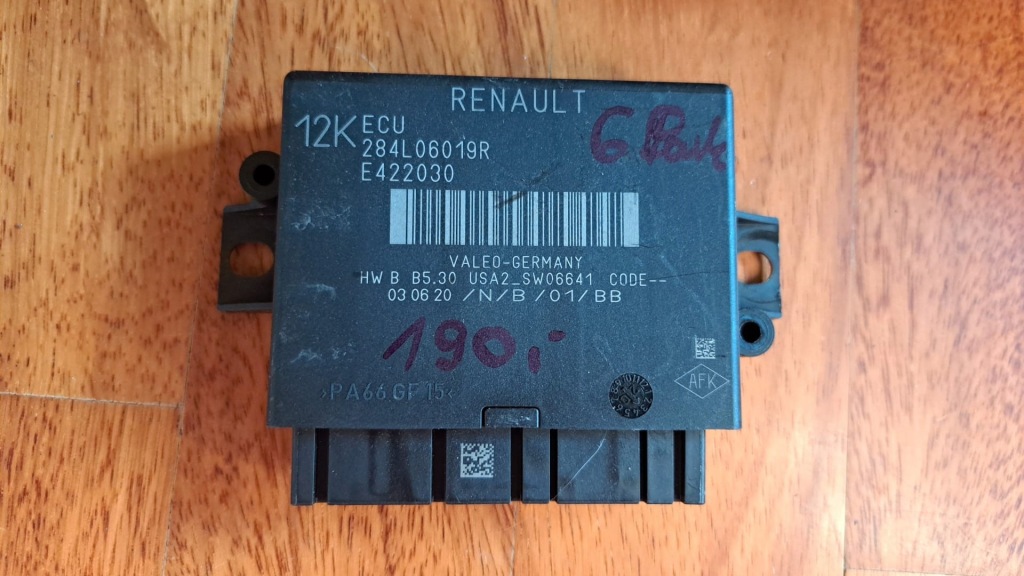 фото №1, Блок управления модуль captur ii 284l06019r 6 парктроники