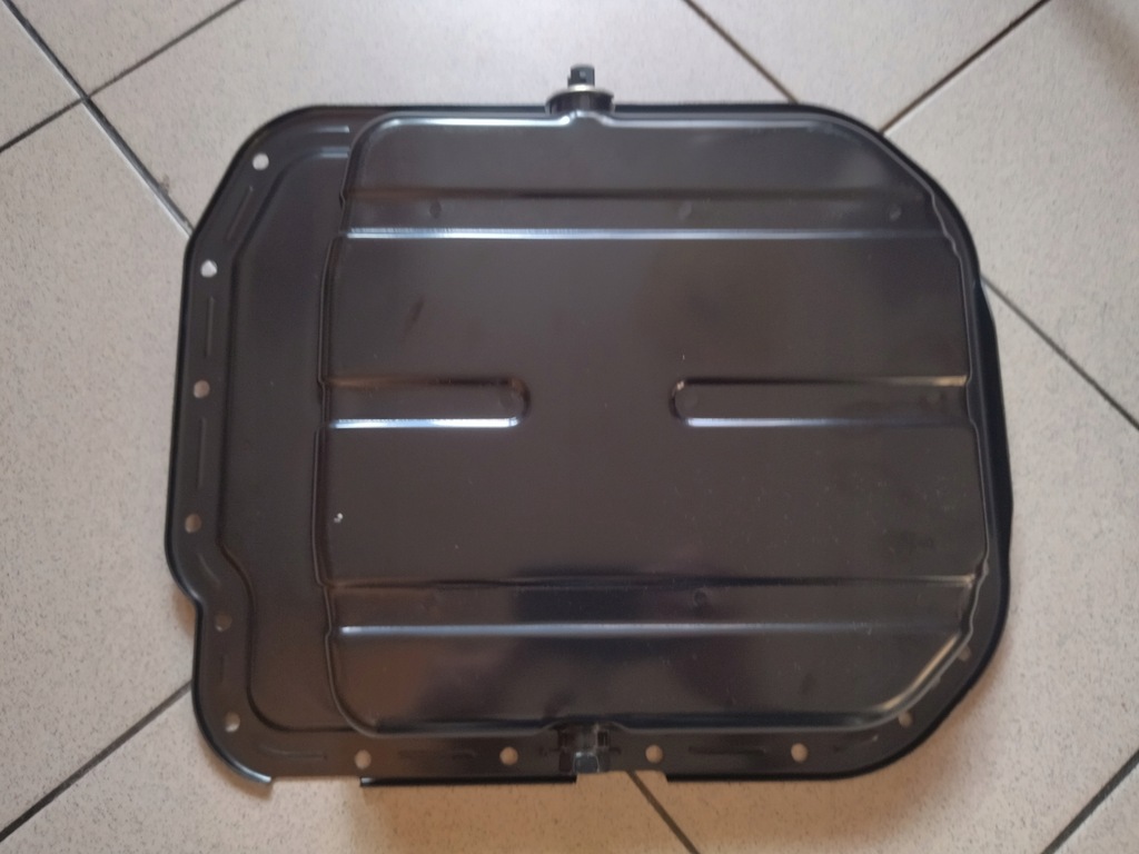 фото №1, Поддон масляная двигателя mazda rx-8 1.3l se fe nowa оригинальный номер