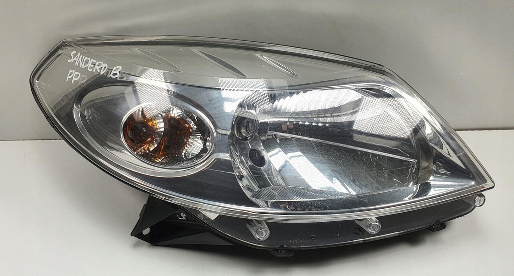 фото №1, Лампа правый перед dacia sandero i 8200733877 euro