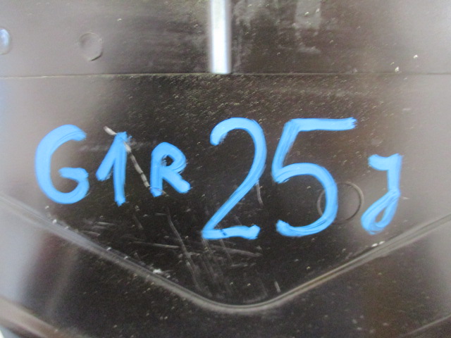 фото №14, Peugeot 207 cc cabrio pas панель задній 7243x1