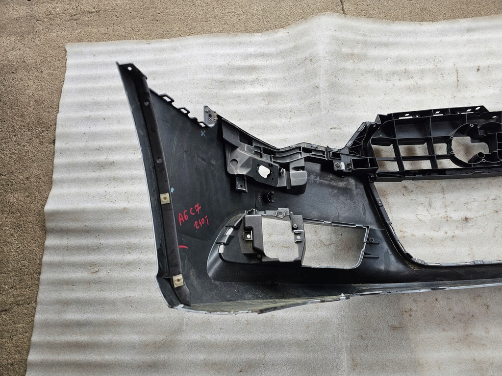 фото №13, Audi a6 c7 бампер передний перед pod pdc омыватель 4g0807437