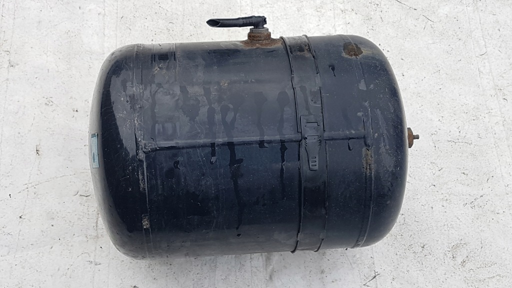 Бак баллон воздуха 30l. 81514016155 man tgx tgs euro 6 в Украине