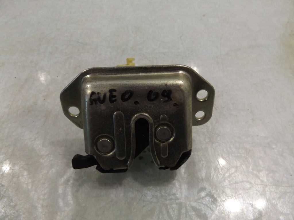 фото №1, Aveo t250 замок крышки