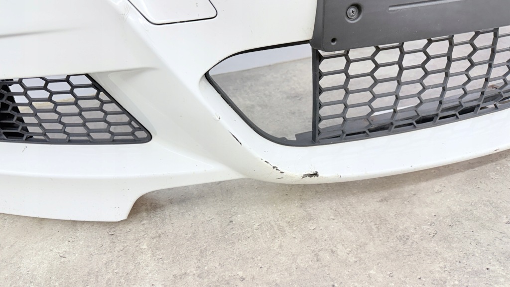 Купить Bmw f30 f31 бампер перед комплектный  оригинал m-pakiet a300 alpinweiss