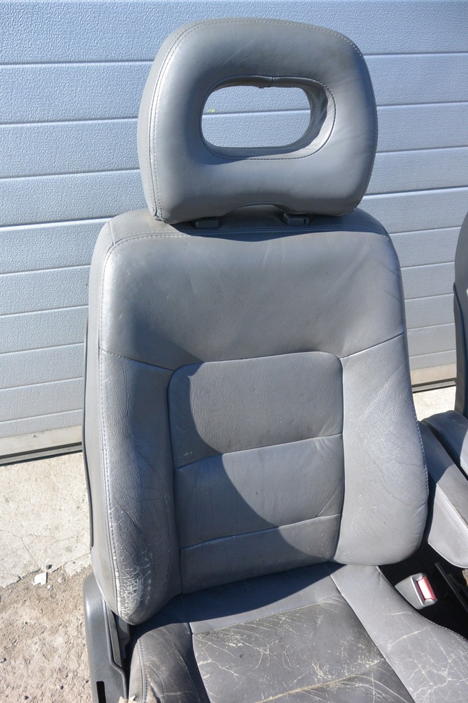 фото №12, Сиденье правый левый кожа пневматический подлокотник mitsubishi pajero ii kpl