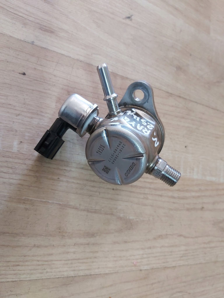 фото №1, Toyota rav4 v насос топлива corolla lexus