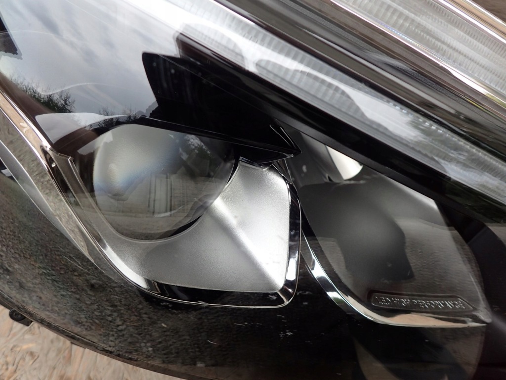 Фара правый  правый full led mercedes b klasa 247 Цена